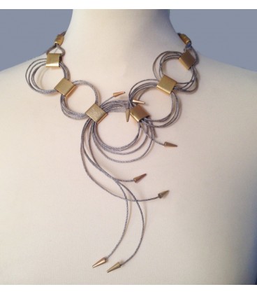 Stylish linen and gold plated necklace.